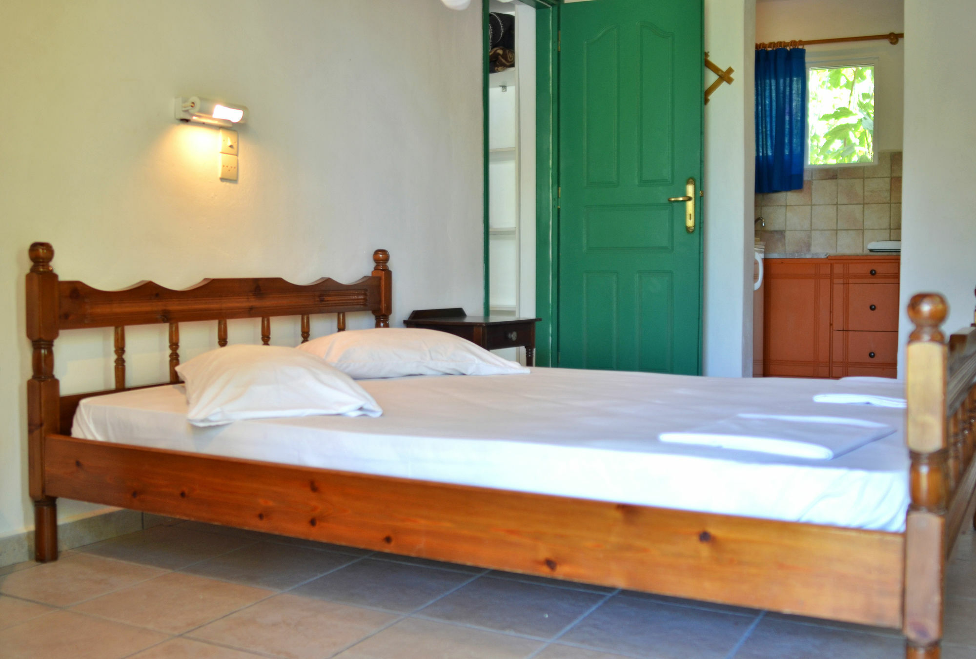 Lemonia Accommodations Agios Sostis  Exterior foto